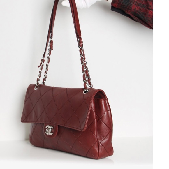 Chanel Bag - Picture 3 of 11